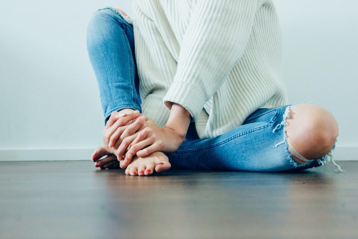 8 Herbal Teas to Relieve Aches and Pains - NutraTea